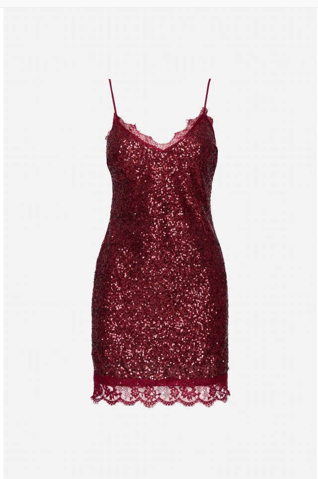 short shiny dress 3900