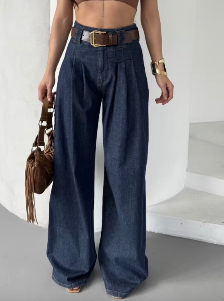 Loose Leg Jeans With Pencils